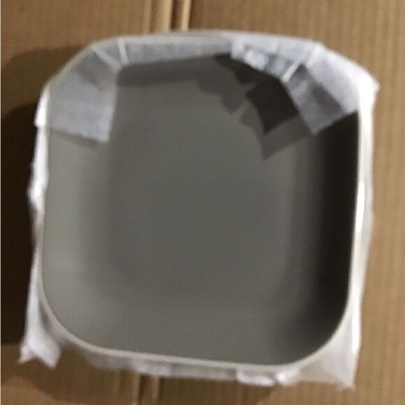 2 PC GIBSON CHELSEA 10.25” DINNER PLATES  SET - Picture 8 of 8